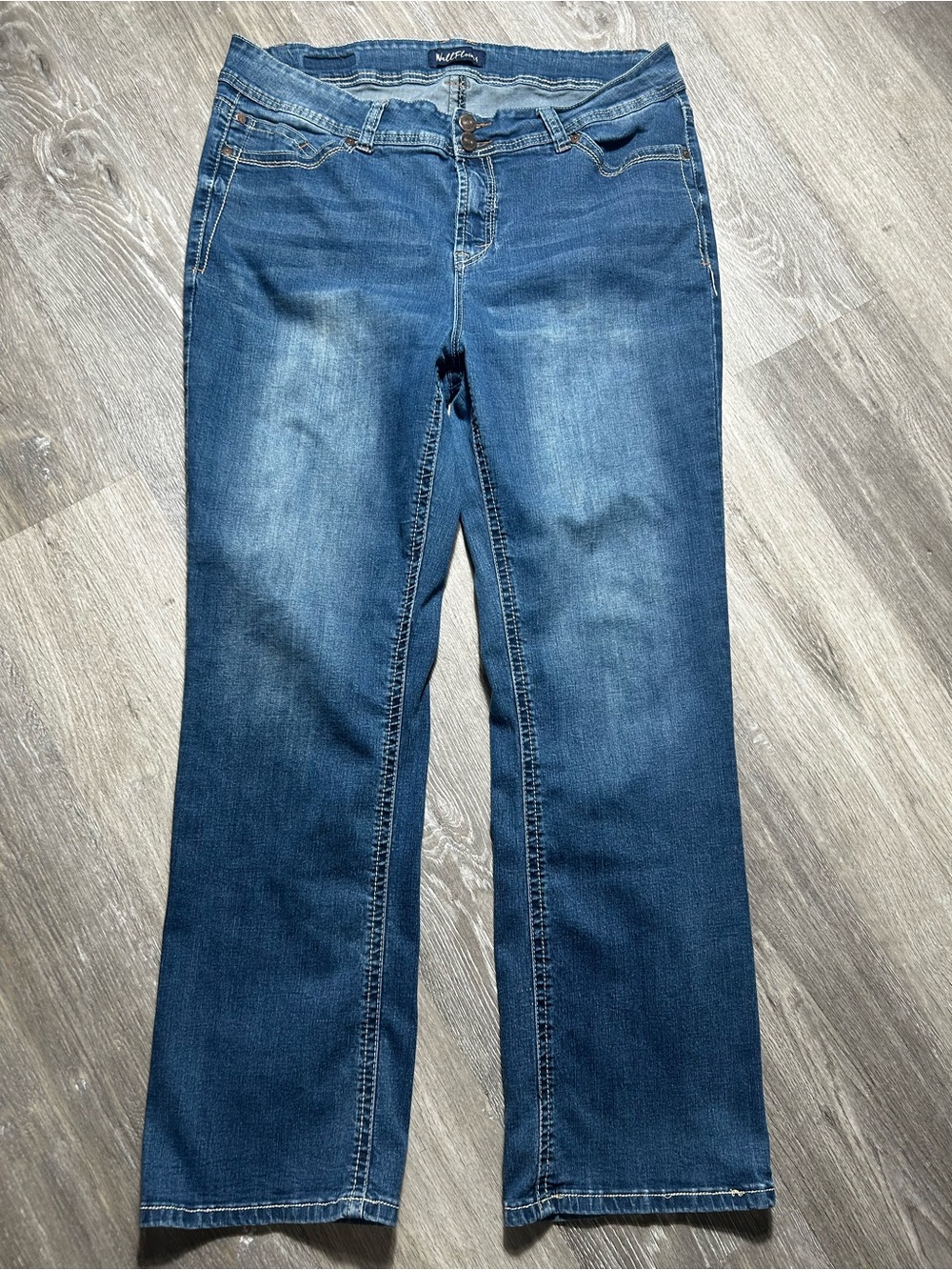 Wallflower Women’s Luscious Curvy Bootcut Mid-Rise Size 20 Regular